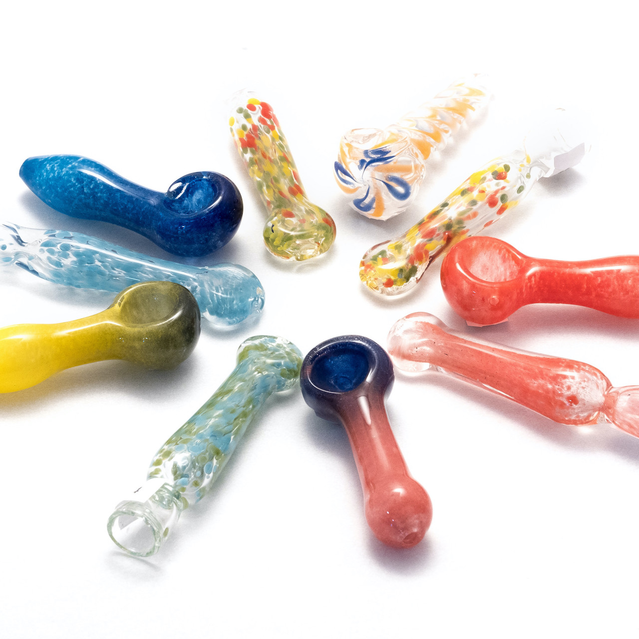 What Are the Best Types of Weed Pipes for Smoking?