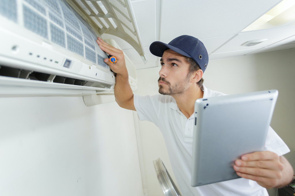 Top 7 Factors to Consider When Picking HVAC Contractors