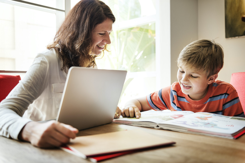 7 Essential Homeschooling Tips for Parents