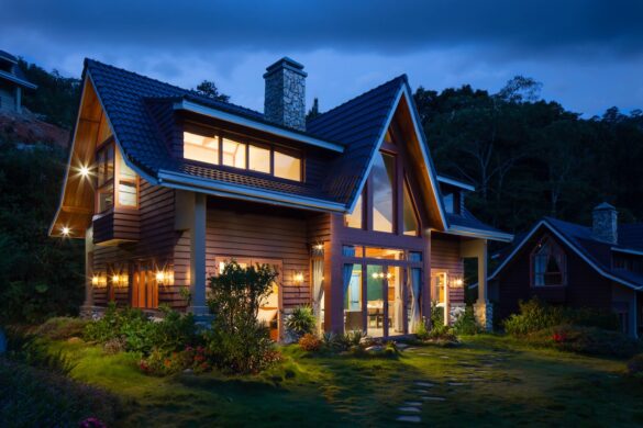 The Best Time of Year to Sell a House: A Helpful Guide