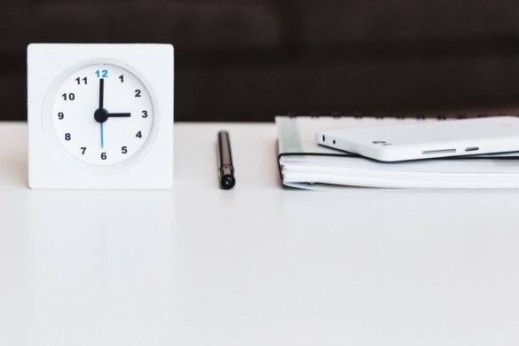 How to Choose the Right Time Clock Software for Your Organization