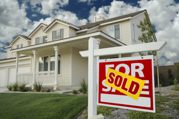 What Expenses Are Deductible When Selling a Second Home?