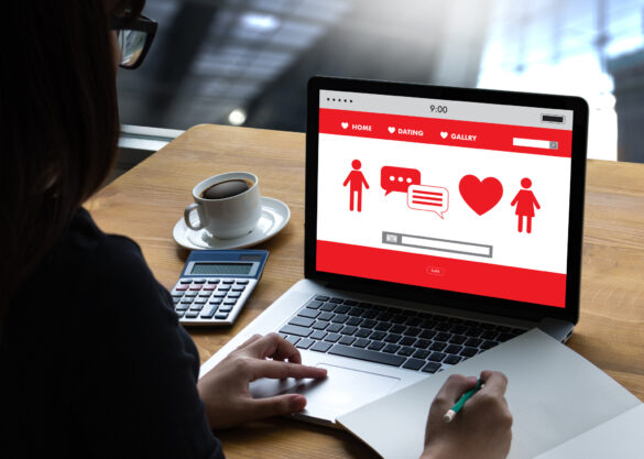 A Complete Guide to Choosing the Right Dating Site for You