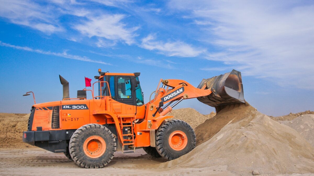 The Different Types of Construction Vehicles That Exist Today