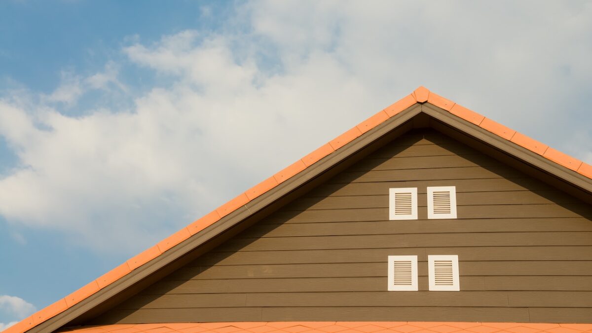 When is the Best Time to Repair a Roof?