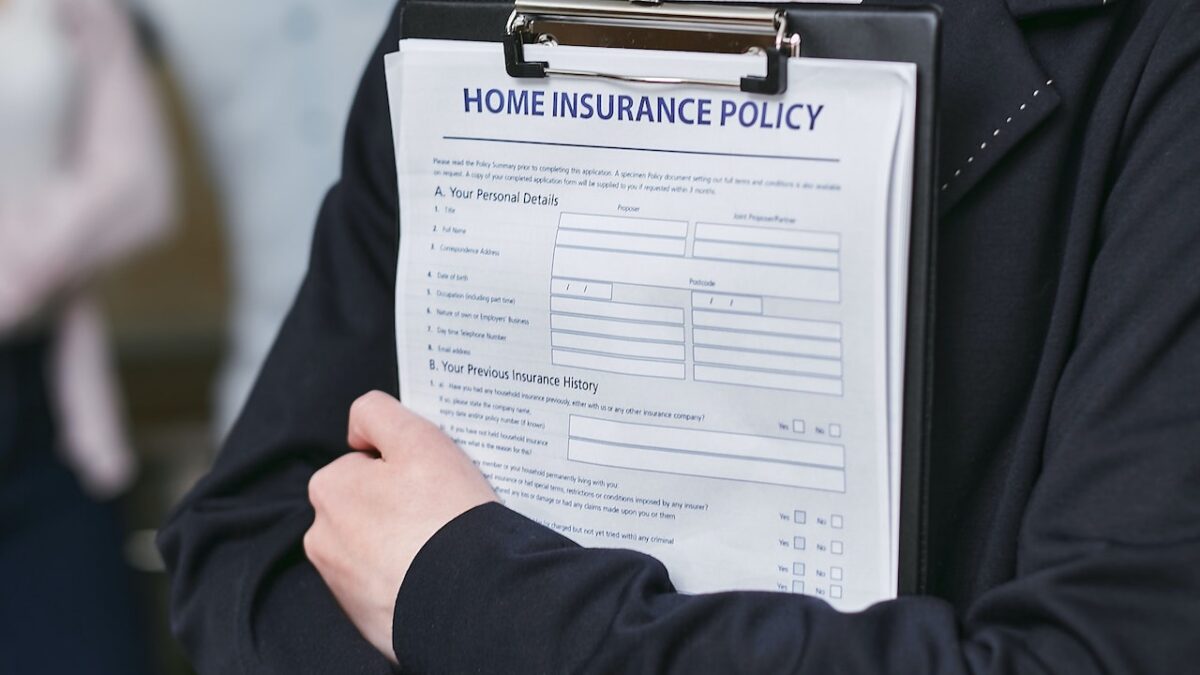 Top 5 Factors to Consider When Choosing Property Insurance Providers
