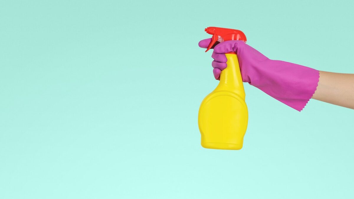 How to Buy House Cleaning Products: Everything You Need to Know