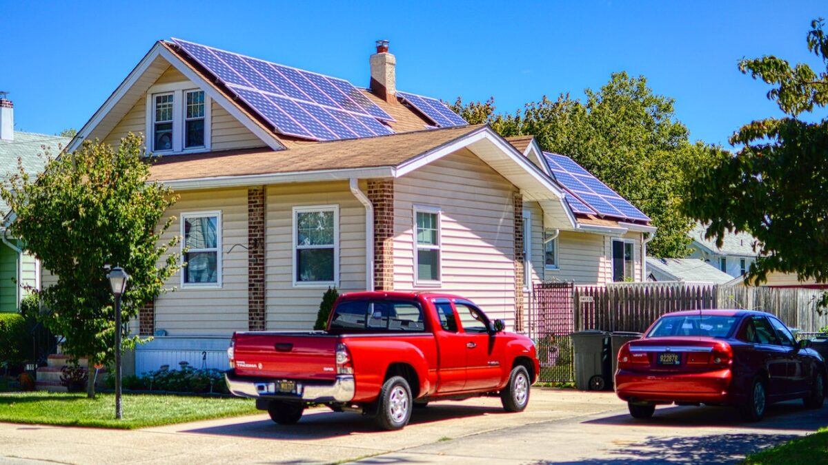 7 Questions to Ask Before Installing Solar Panels