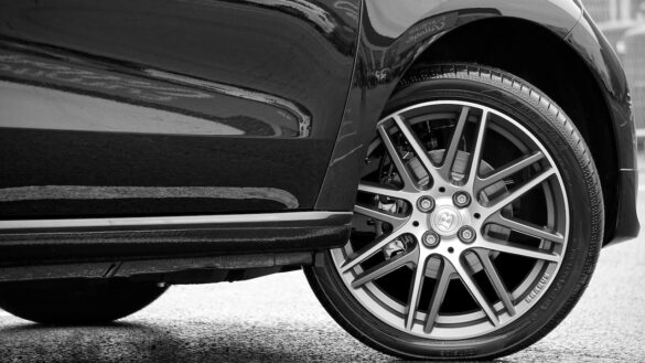 3 Signs You Need New Car Tires