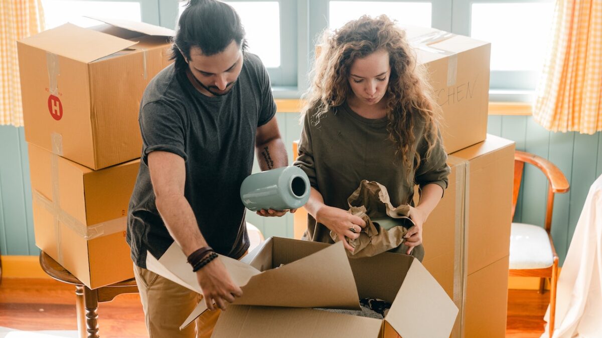 Long Distance Moving – What to Look for in a Professional Moving Company