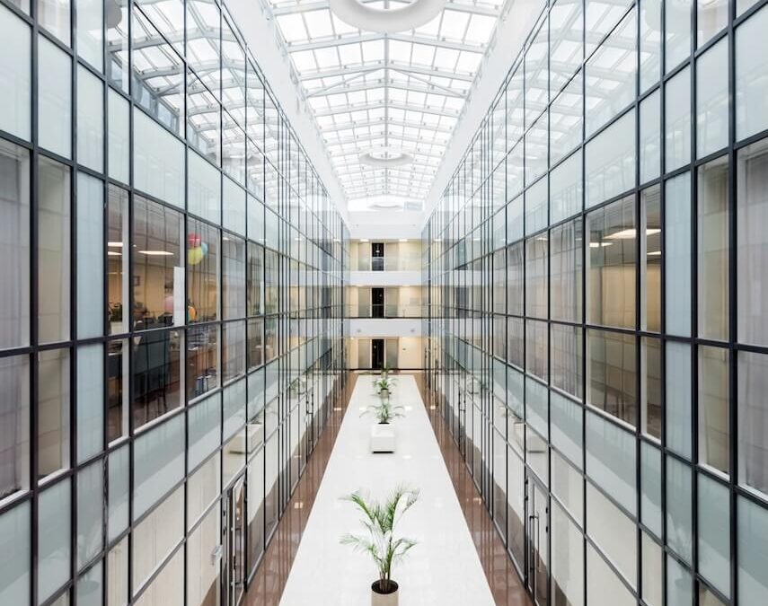 Clean Clear Views With Professional Commercial Glass Replacement